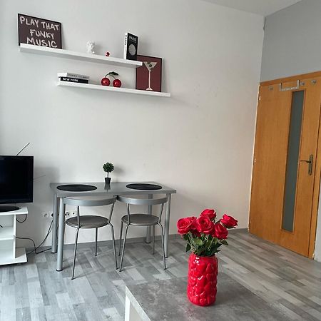 Tiffany Apartment In The City Center Bratislava Extérieur photo
