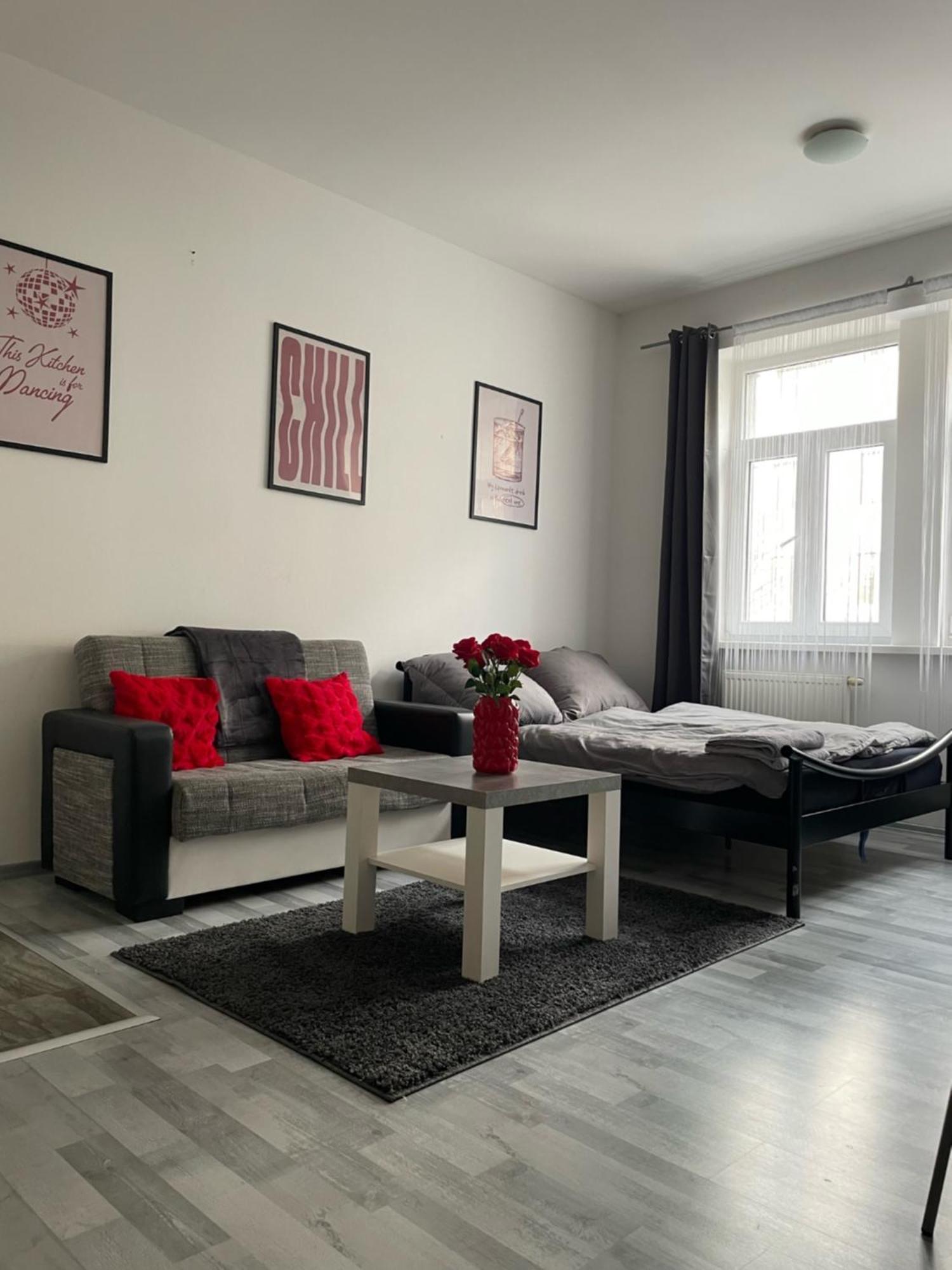 Tiffany Apartment In The City Center Bratislava Extérieur photo